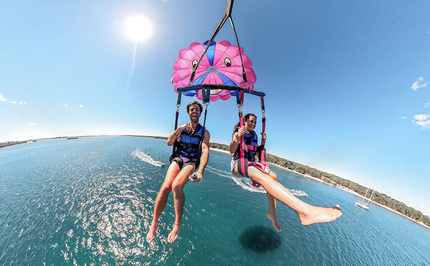 Outdoor activities - Parasailing